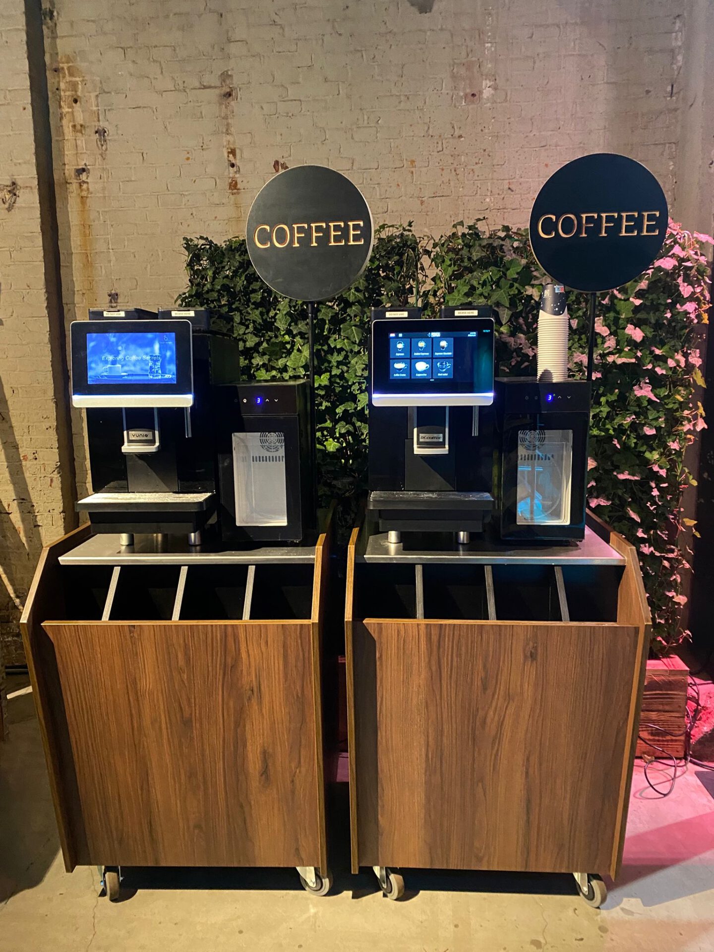 Twee gehuurde koffiemachines