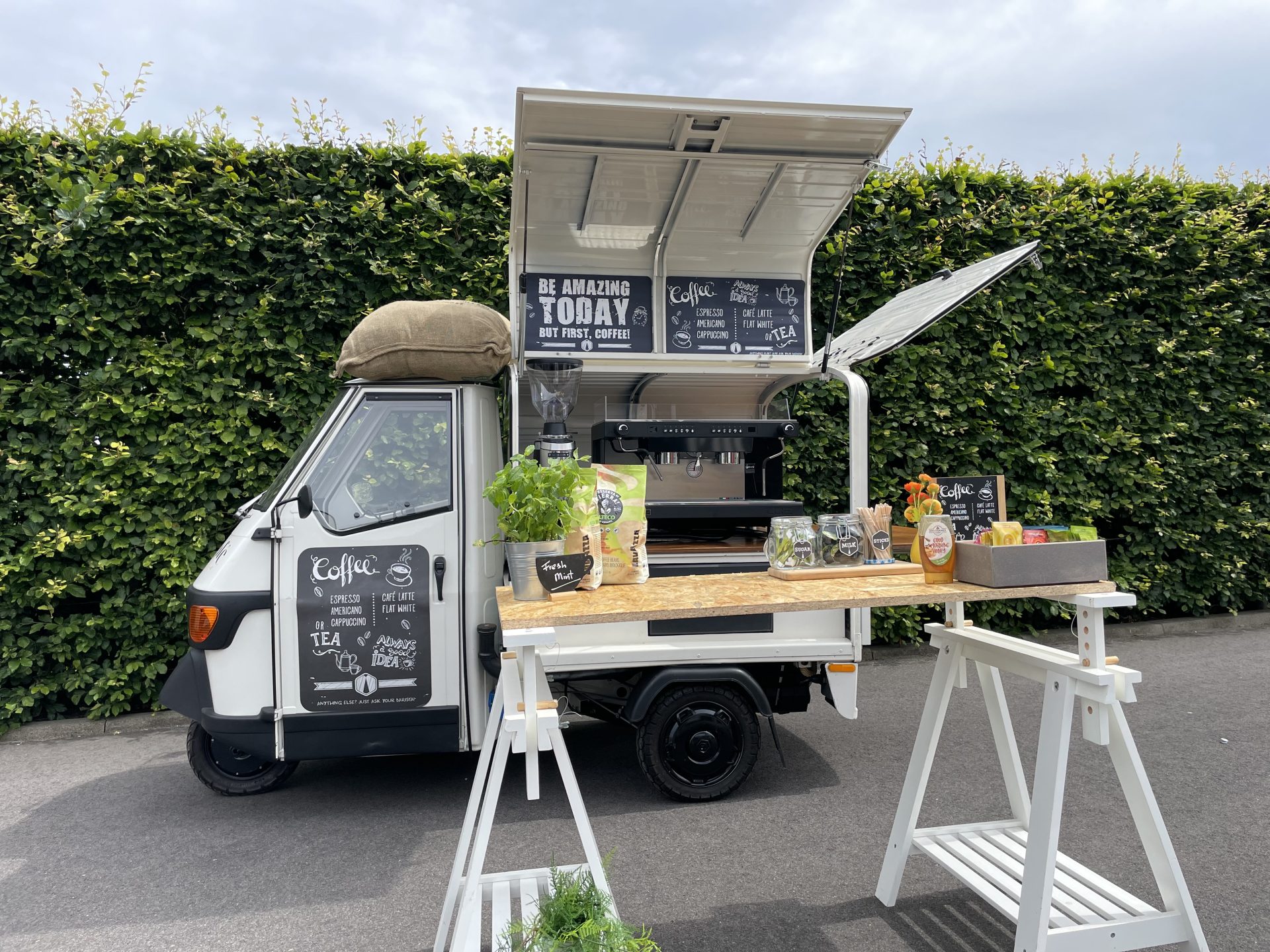 Piaggio electric koffie truck